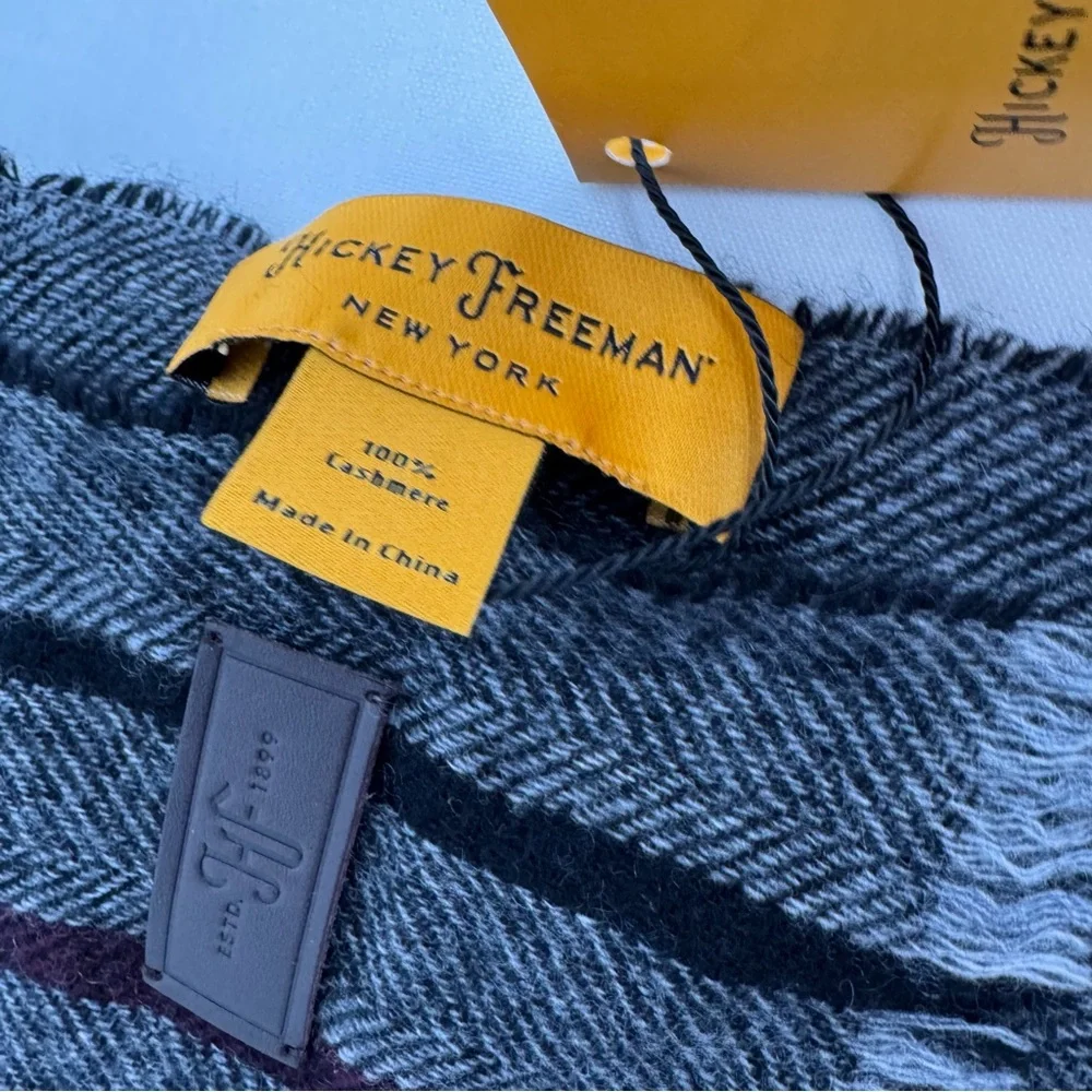 NWT HICKEY FREEMAN New York Striped 100% Cashmere Fringed Scarf 72